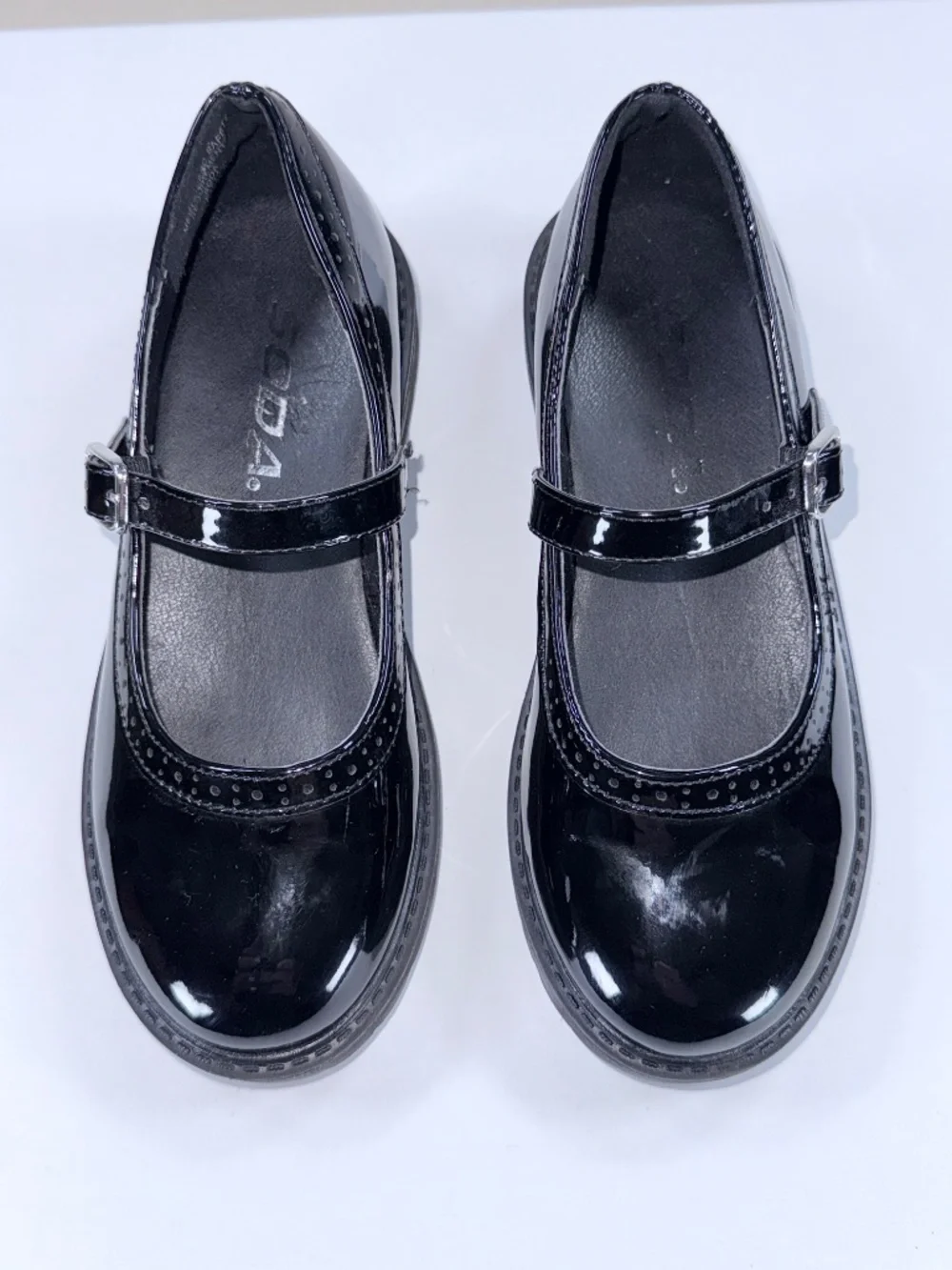 Soda Kid Flip Black Patent Mary Jane Lug Loafers Girls Size 13M